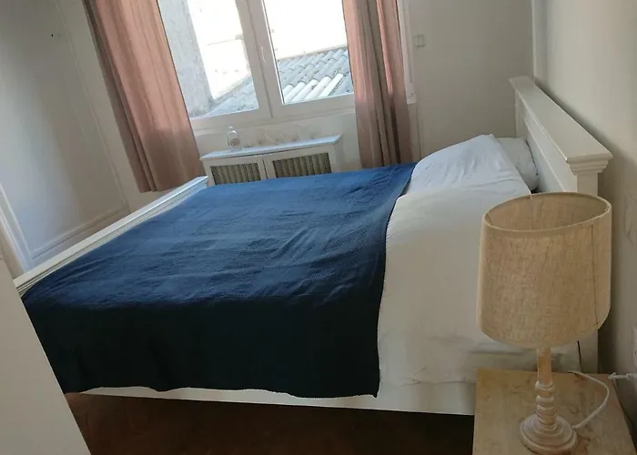 Le Bain De Apartment *