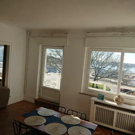 Le Bain De Appartement *